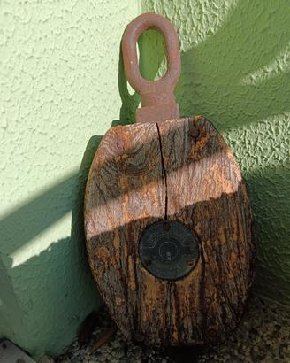 antica carrucola navale 