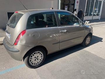 LANCIA Ypsilon - 2004