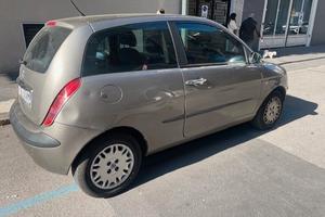 LANCIA Ypsilon - 2004