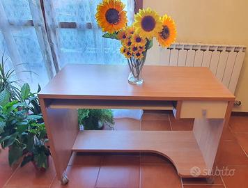 SCRIVANIA NUOVA IN LEGNO