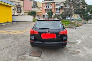 Opel Astra J
