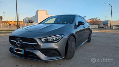 Mercedes-benz CLA 200d shooting brake AMG Premium 
