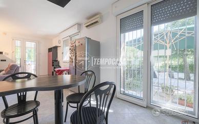 Villa a Budrio Via Mori 8 locali