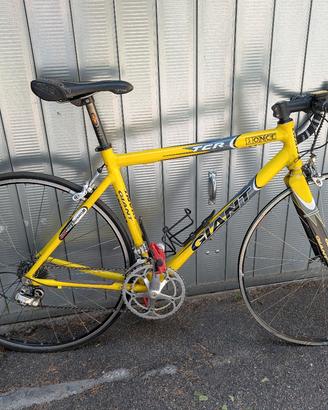 Giant TCR bici da corsa in alluminio
