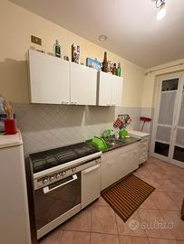 Cucina componibile bianca