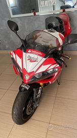 Yamaha R1 Santander