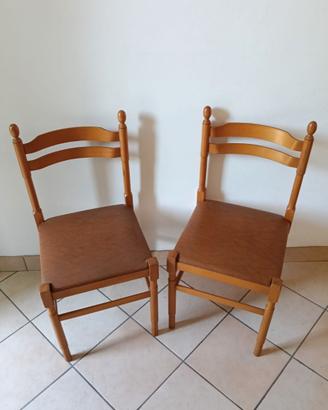 Coppia di sedie in legno stile rustico con seduta