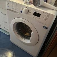 Lavatrice carica frontale Indesit 6 kg