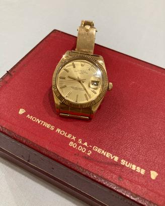 Rolex d’oro con scatola e garanzia. Per info cont