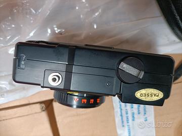 Macchina fotografica antica ma nuova