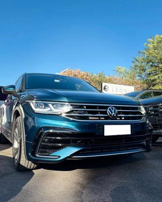 Volkswagen Tiguan 2.0 tdi R-Line 150cv dsg