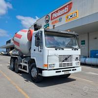 B439-Betonioera CIFA RY 1100 su autocarro Volvo FL