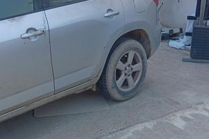 RAV 4