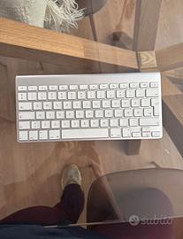 Magic Keyboard Apple tastiera
