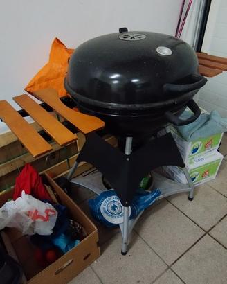 Barbecue a carbonella usato pochissimo
