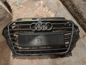Griglia anteriore Audi A3 2015 – Originale
