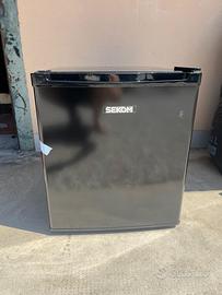 Minifrigo compatto Sekom 41L nero-nuovo