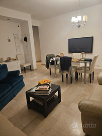 Stanza matrimoniale uso singola a lavoratrice/stud