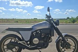 Honda VF 750s Cafè Racer