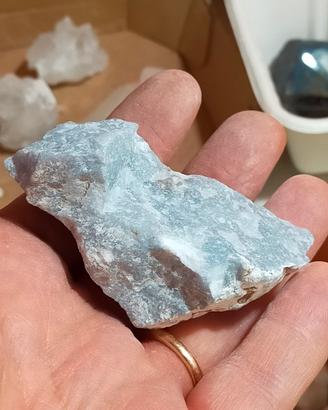 Angelite grezza
