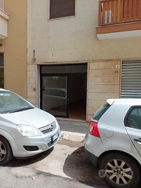 Alghero zona residenziale centrale locale com 65mq