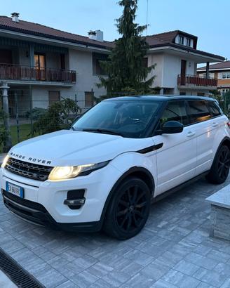 Range Rover Evoque 2.2 Sd4 5p Dynamic Sport