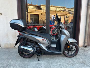 Honda SH 300 i Sport (2020)