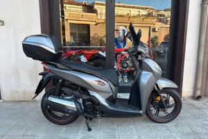 Honda SH 300 i Sport (2020)