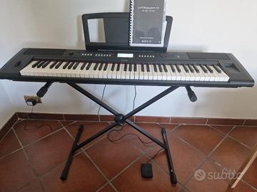 tastiera YAMAHA PIAGGERO NP V80