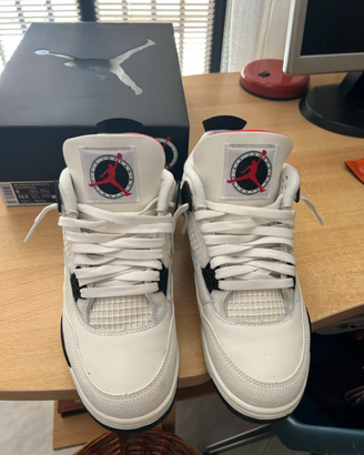 Jordan 4
