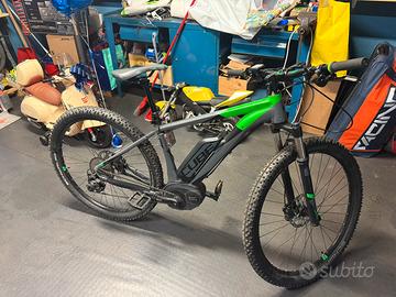 E-BIKE MTB CUBE REACTION RACE CROSS COUNTRY