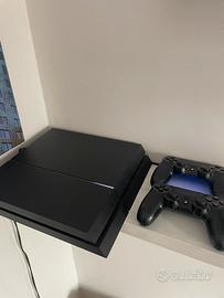 Play Station 4 Slim
