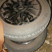 Gomme invernali 80/90% nokian 185/60 r14