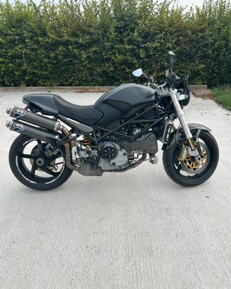 Ducati monster S4r