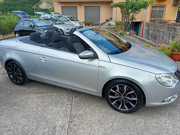 VW EOS 2.0TDi 140cv. autom. eccellenti condizioni