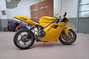 Ducati 996 gialla