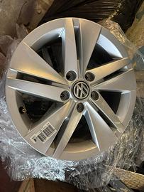 Cerchi in lega da 16” vw