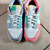 Nike dunk easter