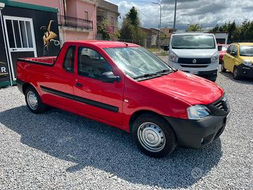 Dacia Logan Pick-up Fiat Strada