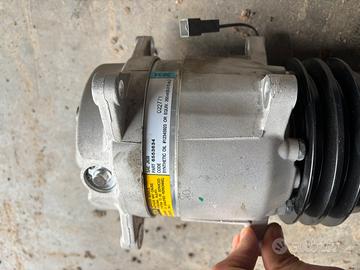 Compressore aria condizionta