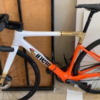 CINELLI PRESSURE ADR-ULTEGRA DISC 11V 2024 Framset