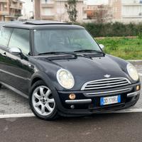 Miii cooper park line 1.4 disel. 1.600euro