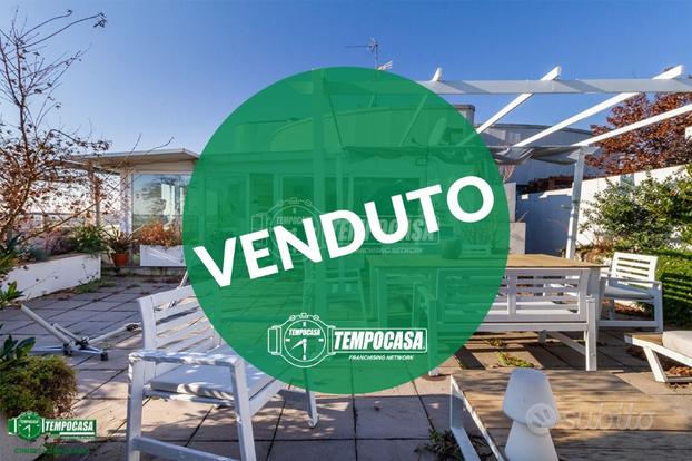 2 LOCALI CON STUDIO E TERRAZZO DI 70MQ PANORAMICO