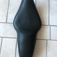 Sella per Harley 883