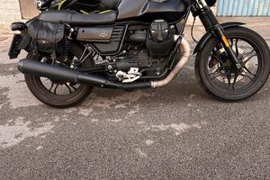Moto guzzi v7 stone III Night pack