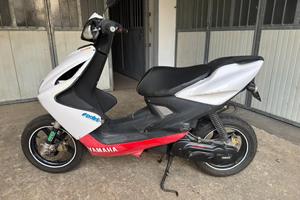Yamaha Areox 50