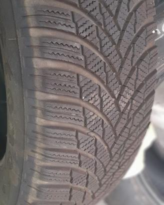 4 Pneumatici invernali Firestone 225/65R17 106H