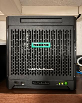 HP Proliant Microserver Gen10