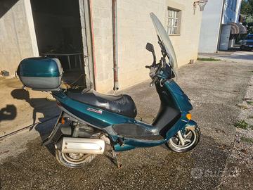 Aprilia Leonardo 150