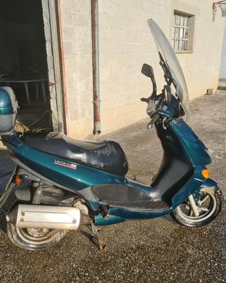 Aprilia Leonardo 150